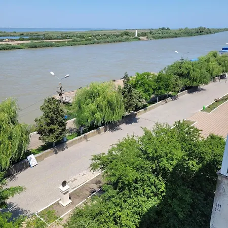 Rasarit De Soare 아파트